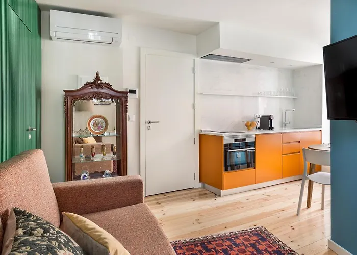 Joivy Flats Next To Rossio Square And Main Attractions