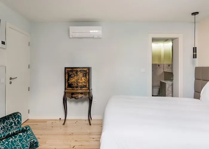 Joivy Flats Next To Rossio Square And Main Attractions *