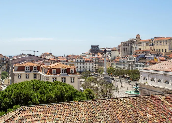 Joivy Flats Next To Rossio Square And Main Attractions *
