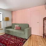 Joivy Flats Next To Rossio Square And Main Attractions Apartment