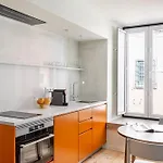 Joivy Flats Next To Rossio Square And Main Attractions