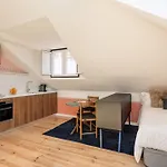 Joivy Flats Next To Rossio Square And Main Attractions Apartment