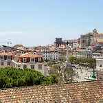 Joivy Flats Next To Rossio Square And Main Attractions *