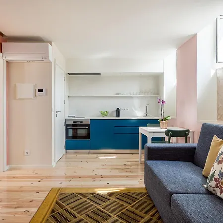 Joivy Flats Next To Rossio Square And Main Attractions * Lizbona
